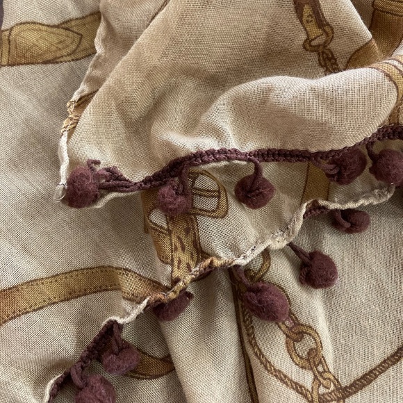 Gold Equestrian Bridle Rope & Chain Print Scarf Neck Wrap - Picture 7 of 7